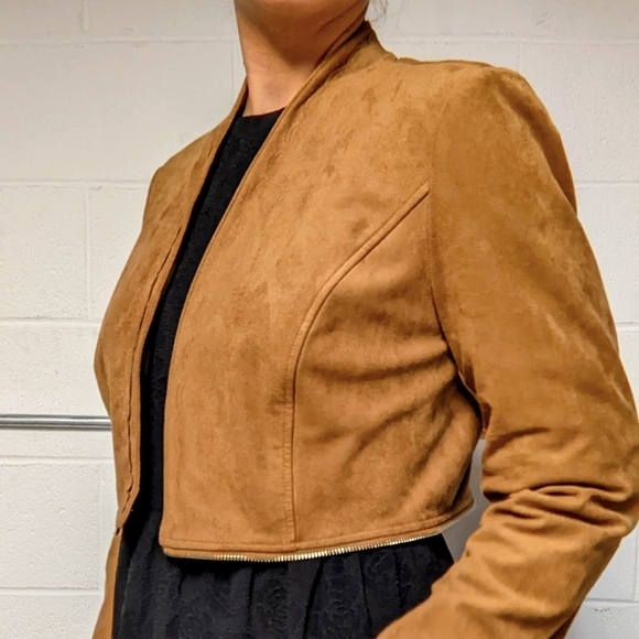 Chico's Convertible Sueded Peplum Size 8 - Picture 10 of 13